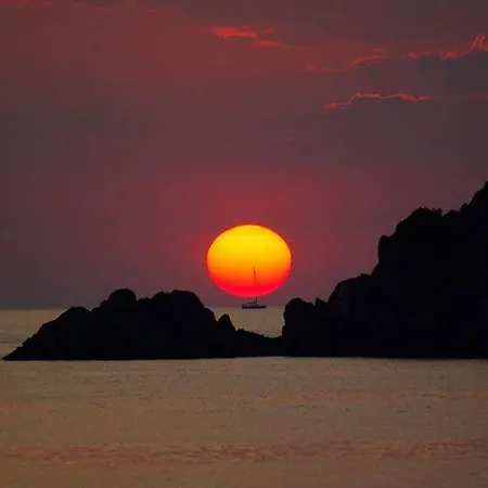 Karia Beach